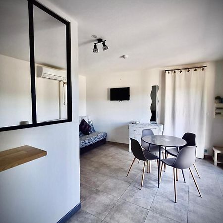 Saint-Jean-de-Fos Lodging Au Milieu Des Vignes & Des Etoiles מראה חיצוני תמונה